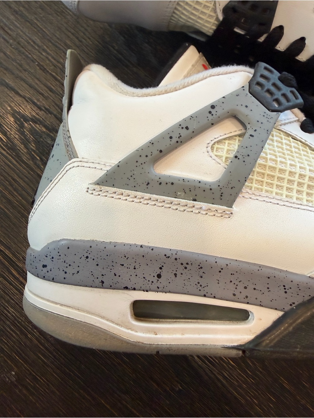 Jordan 4 Retro OG Mid White Cement - Size 11 - Picture 2 of 12